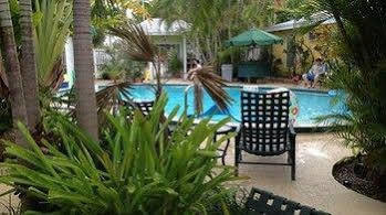 Alexander Palms Court Hotel Key West Bagian luar foto