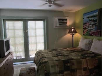 Alexander Palms Court Hotel Key West Bagian luar foto