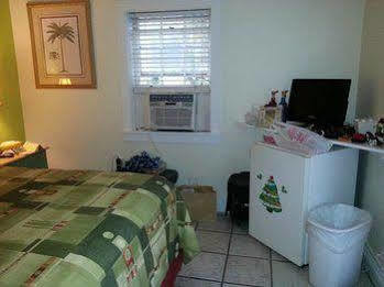 Alexander Palms Court Hotel Key West Bagian luar foto